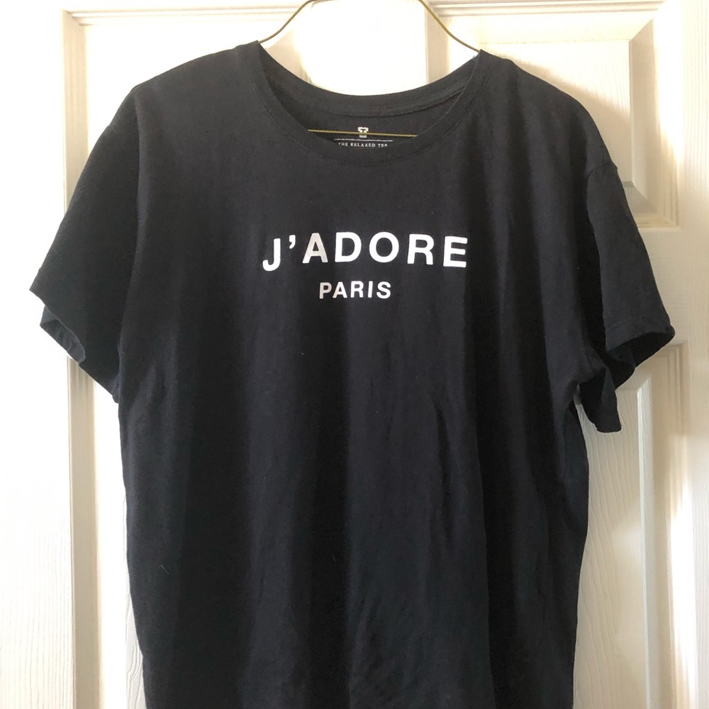 Black t-shirt